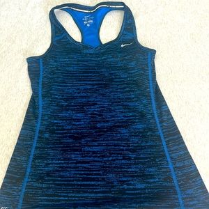 Nike workout top